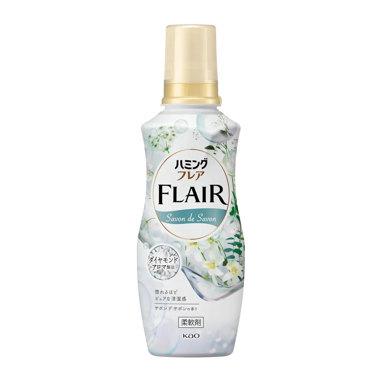 Indulge in a refreshing, uplifting aura with Savon de Savon’s elegant blend of jasmine, pear, sandalwood and peony. Enjoy 12 hours of lasting fragrance in various occasions. This formula keeps fabrics irresistibly soft, fights bacteria and odours, and prevents static and wrinkles - freshness you’ll love every wear!