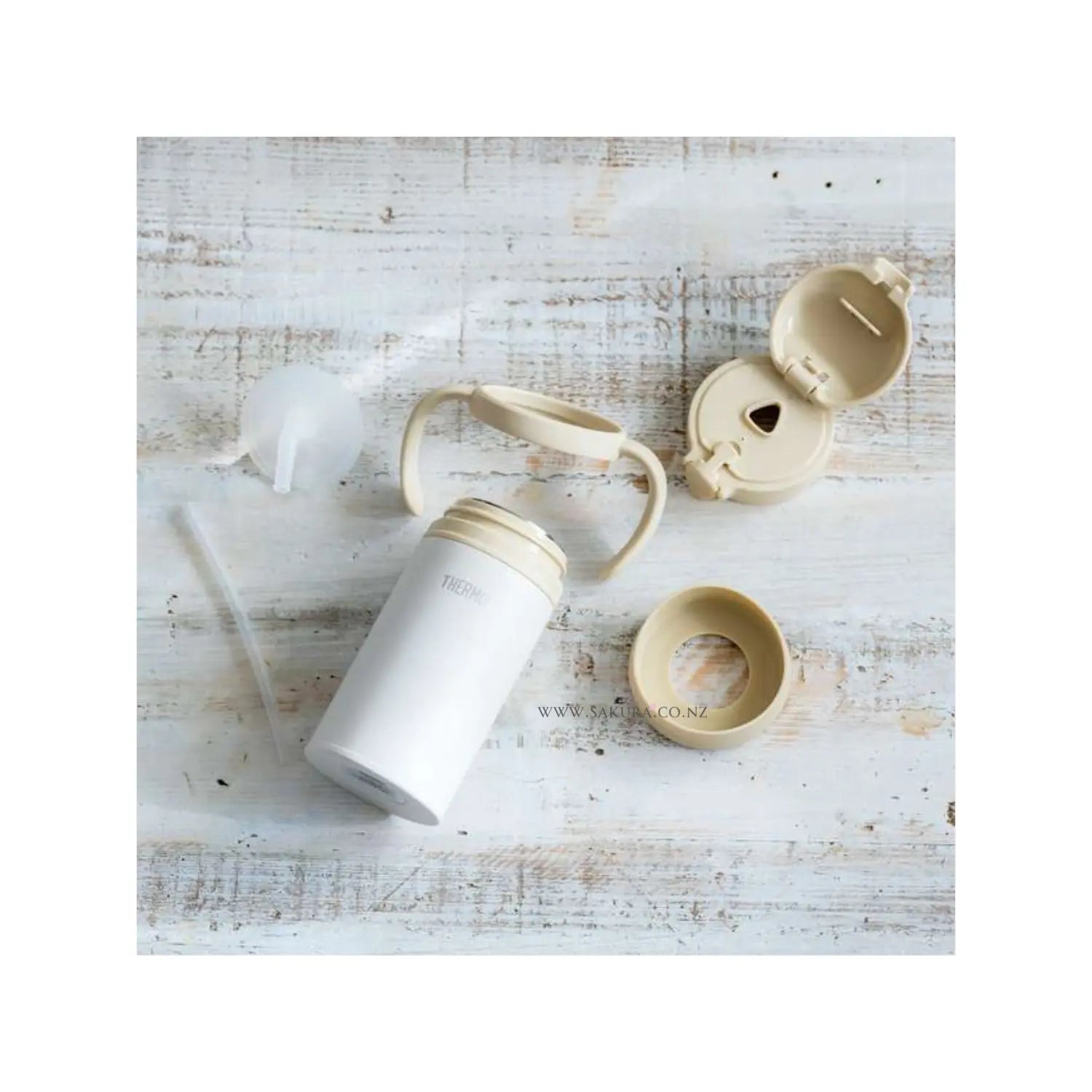 Thermos Vacuum Insulated Baby Straw Bottle (9months+) 350ml - Mint Green