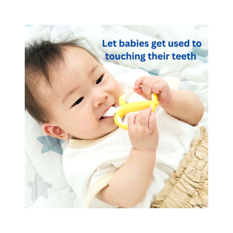 Edison My First Silicon Baby Toothbrush (6months+) Banana